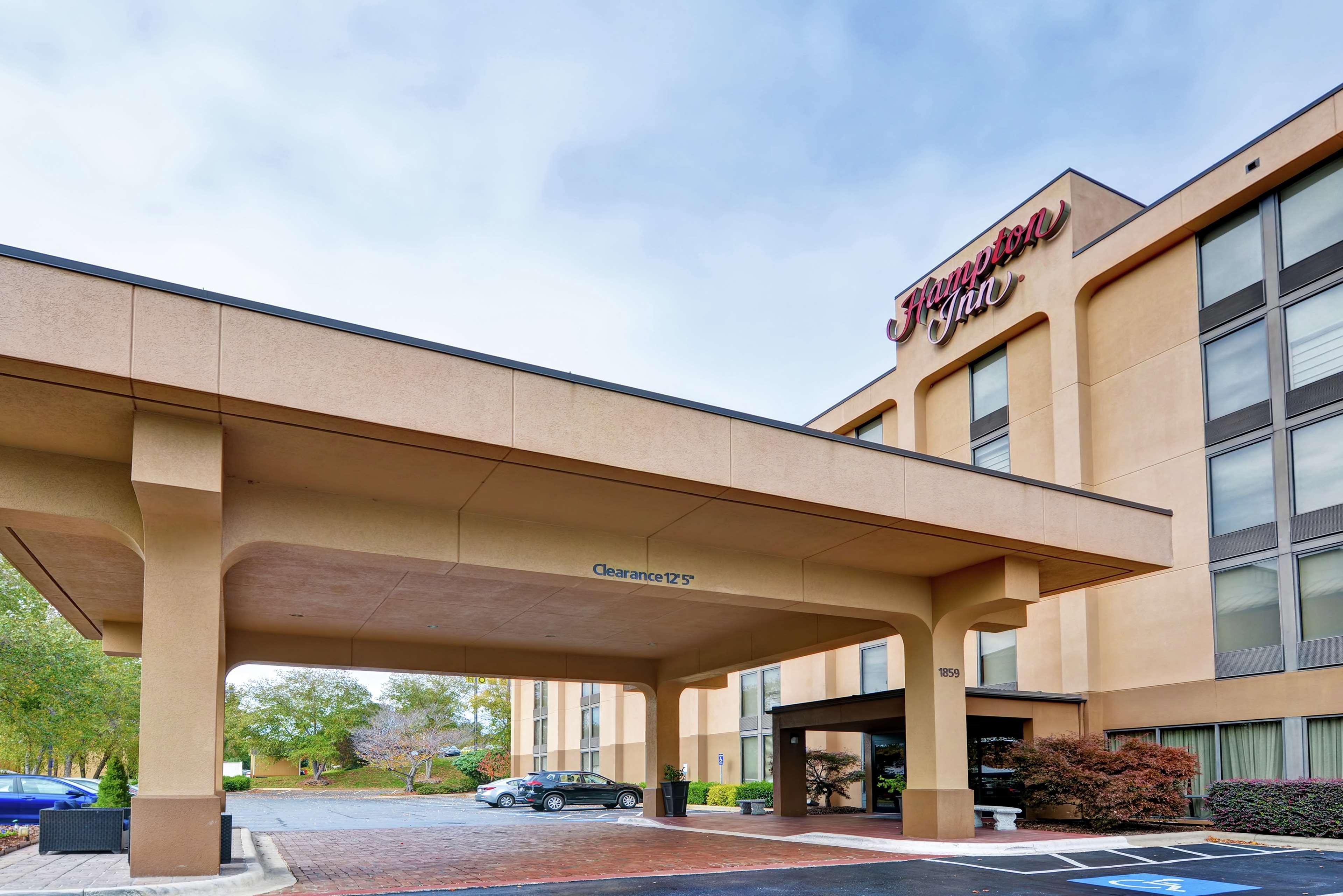 Hampton Inn Charlotte-Гастония Экстерьер фото