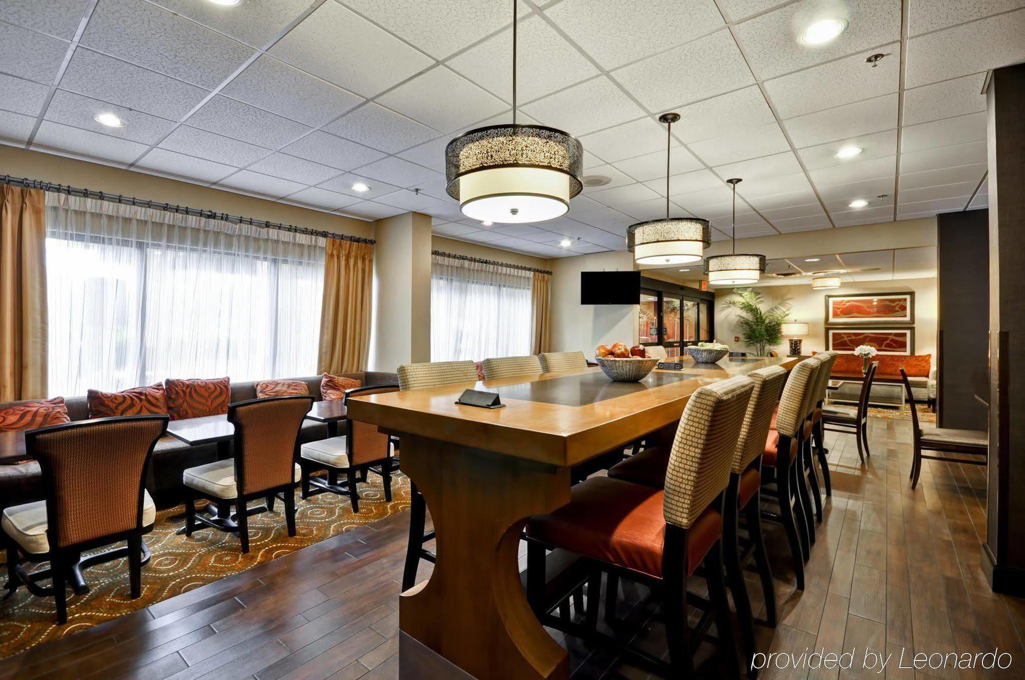 Hampton Inn Charlotte-Гастония Экстерьер фото
